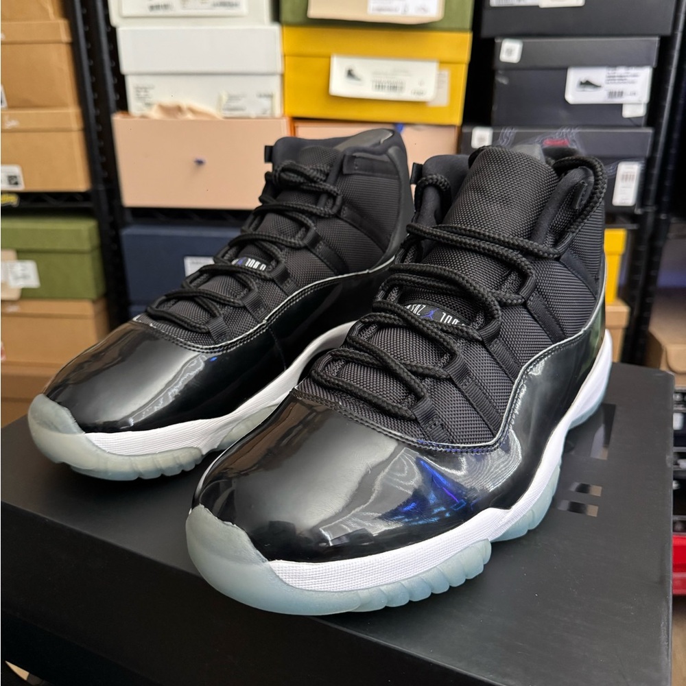 Air Jordan 11 XI Retro Space Jam 2016 - Picture 8 of 15